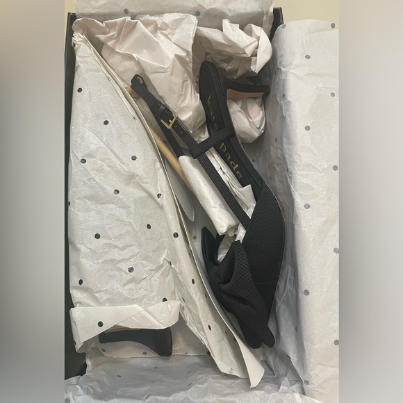 kate spade new york
Women's Rue Slingback Bow Pumps. NIB/NWT. Size 7. - Picture 7 of 7